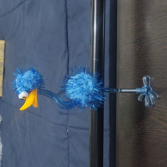 Ostrich Pen - Picture 2 of 4